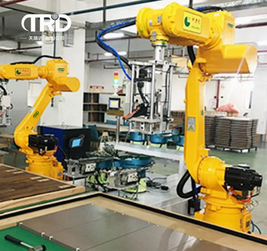 自動螺絲機器人